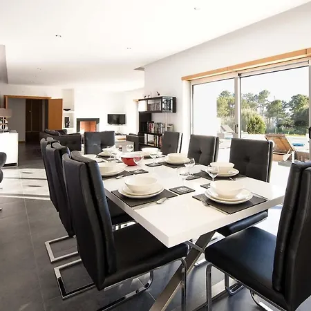 Sleeps 8 Wifi Βίλα Nadadouro